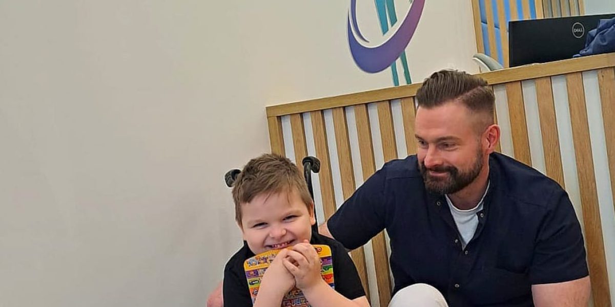 Dziękuję
Fizjoterapia Adam Markiewicz priorytety:
 Empatia i uważność ...
 Indyw